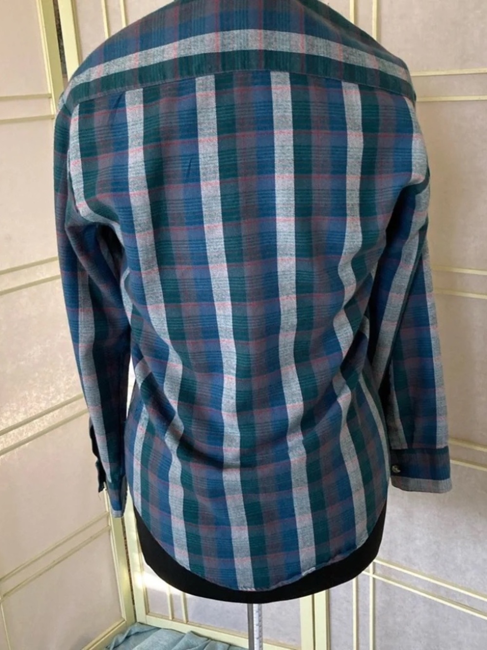 FOUR SHIRT BUNDLE - Picture 9 of 16